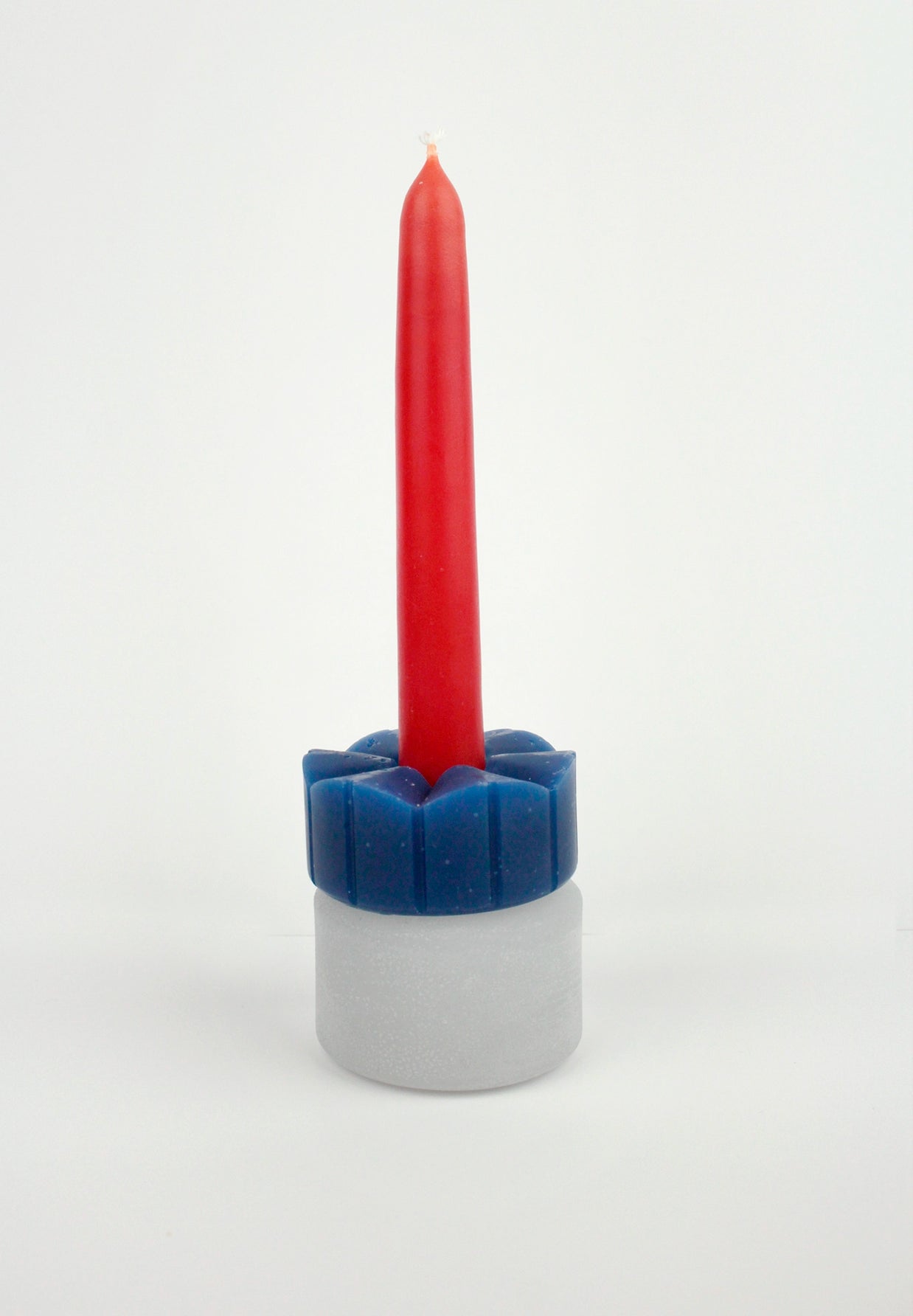 Hand-Poured Candle “Silence”